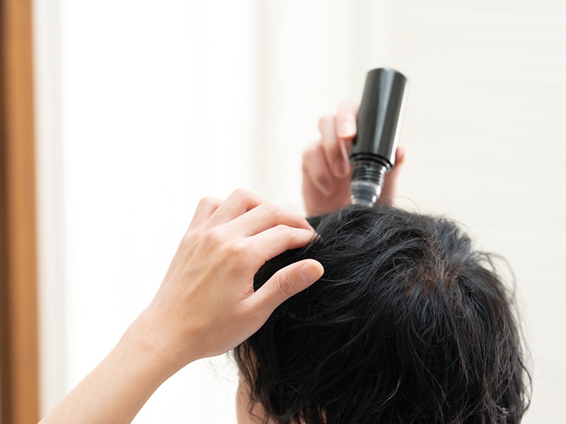 美しい髪の成長を促進　薬用ヘアエッセンスＬＦ４